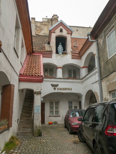 Vilniaus senamiesčio kiemeliai