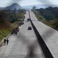 Meksikoje nuo kelio nulėkus sunkvežimiui žuvo 25 migrantai