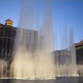 Šokančių fontanų šou Las Vegase privilioja šimtus stebėtojų