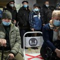 Коронавирус в России: заразился глава минтранса, москвичи не рады отмене новогодних гуляний