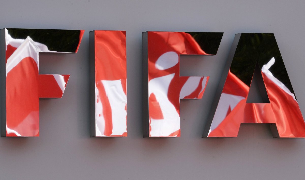 Speciali komisija spręs, ar perkelti 2022 m. FIFA pasaulio čempionatą į žiemą