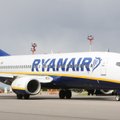 „Ryanair“ išplatino laišką keleiviams: tikėtina, kad skrydžių nebus iki birželio