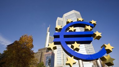 Pagaliau ryžosi – po ilgos pertraukos ECB mažina palūkanas