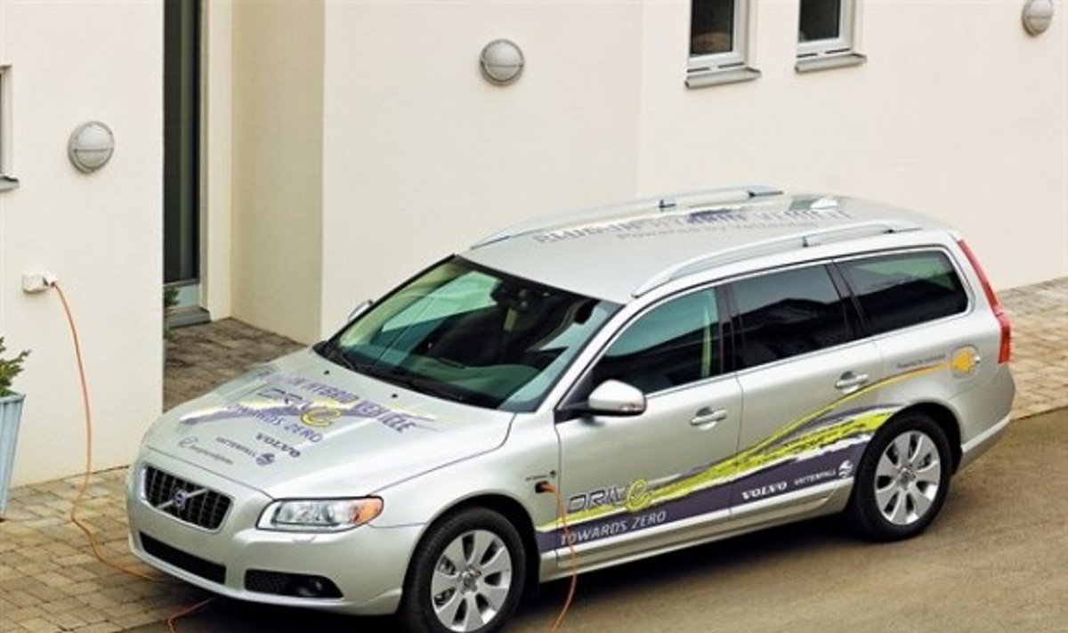 Volvo V70 Plug-in hibridinė koncepcija