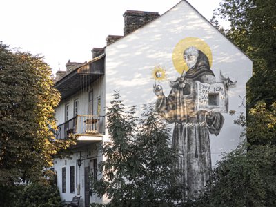 Povilas Kupčinskas, Bernardinas Sienietis ant buvusio Bernardinių moterų vienuolyno namo