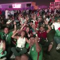 Fanų zonoje Dohoje futbolo sirgaliai stebisi kainomis ir eilėmis