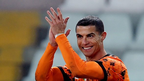 Lewandowskį aplenkęs Ronaldo dar šiemet gali tapti rezultatyviausiu visų laikų futbolininku