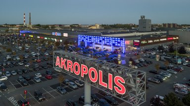 Klaipėdos „Akropolyje“ įsikūrusi „Maxima“ laikinai uždaroma: išparduodamos prekės
