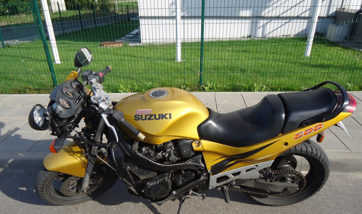 Motociklas Suzuki GSX-600