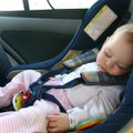 Kasdien naudojami daiktai, keliantys pavojų kūdikiams: kiek laiko saugu juose laikyti mažylį