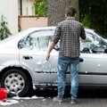 Tyrimas: Lietuvos vairuotojai automobilius plauna dažniau nei Baltijos šalių kaimynai