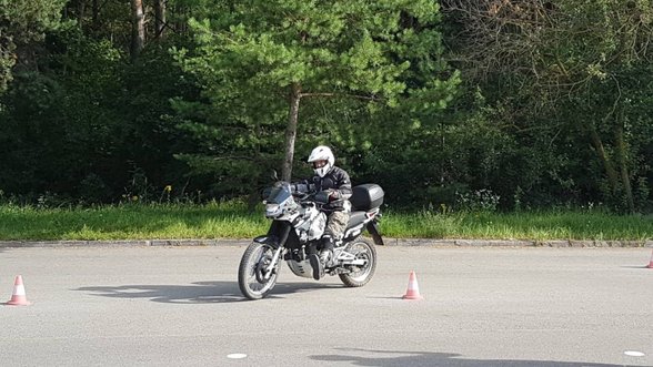„Regitra“ priminė: motociklininkai laikydami praktikos egzaminą gali pasinaudoti lengvata