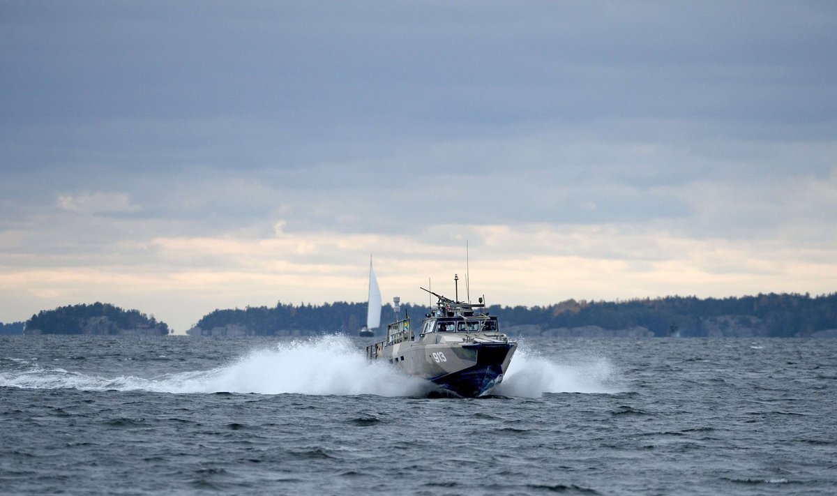 The Swedish Navy is looking for the submarine