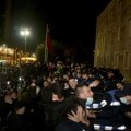 Albanijos sostinėje per protestą prieš policijos smurtą kilo riaušės