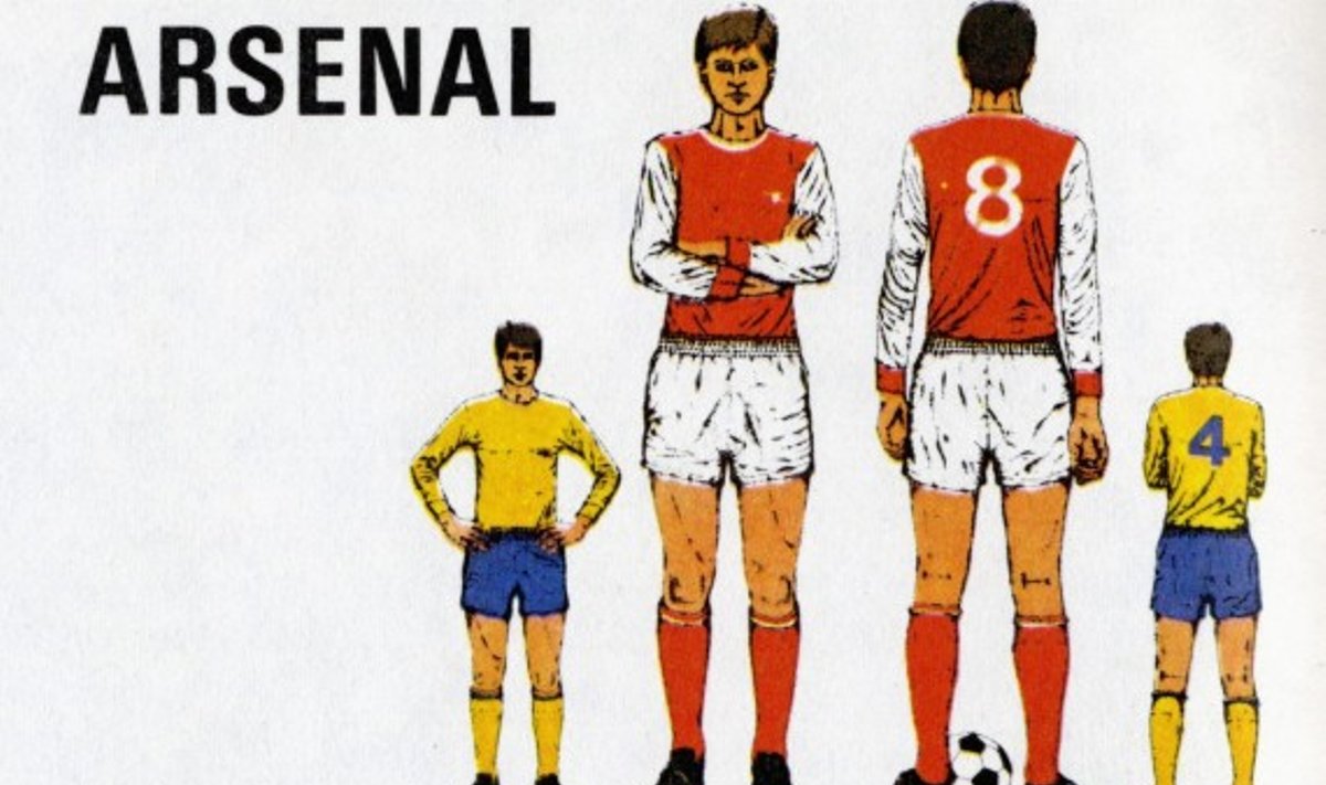 "Arsenal" klubo marškinėliai primena XX a. 8-o deš. stilių 