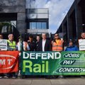 Didžiojoje Britanijoje streikuoja geležinkelių darbuotojai ir gydytojai