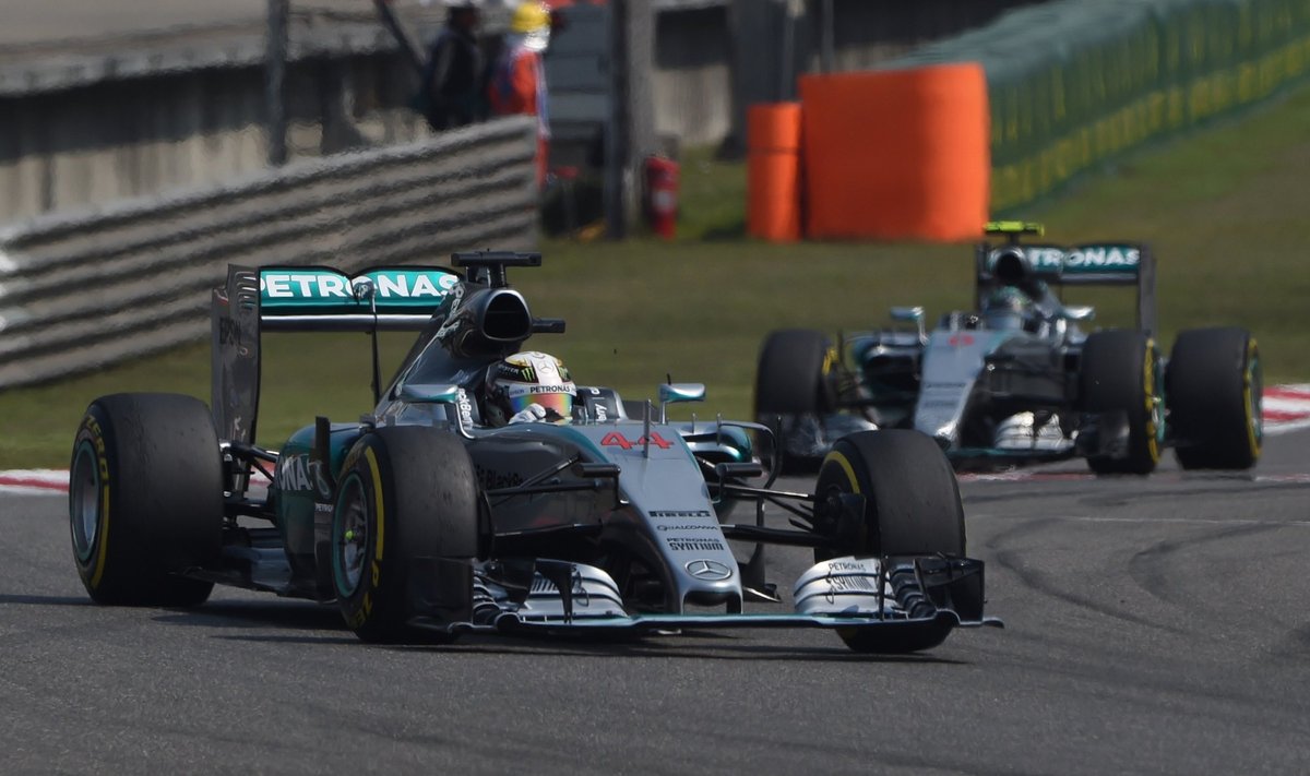 Lewisas Hamiltonas ir Nico Rosbergas 