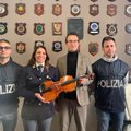 Palermo orkestre grojančiam lietuvių muzikantui policija grąžino pavogtą instrumentą: slaptos operacijos detalių neatskleidžia