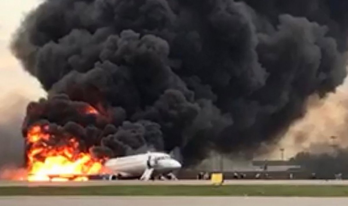 Lėktuvo gaisras Maskvoje