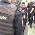 Maskvoje per protestus dėl žurnalisto Golunovo bylos sulaikyta per 400 žmonių