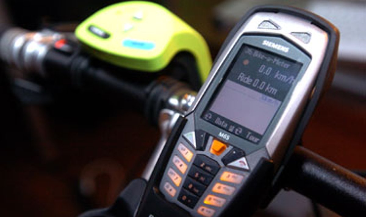 "Siemens" telefonas su dviračio važiavimo kontrolės sistema