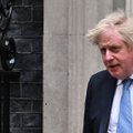 Johnsonas JK parlamente atsiprašė dėl vakarėlių skandalo