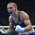 Likimo ironija: kontroversiškai į pusfinalį patekęs rusas nebegali kovoti dėl „daugybės veido traumų“