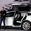 Ilgai laukta premjera įvyko – „Tesla“ pristatė naująjį modelį