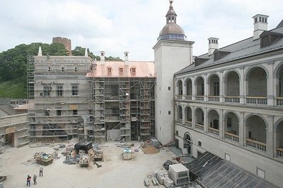 Valdovų rūmų statyba