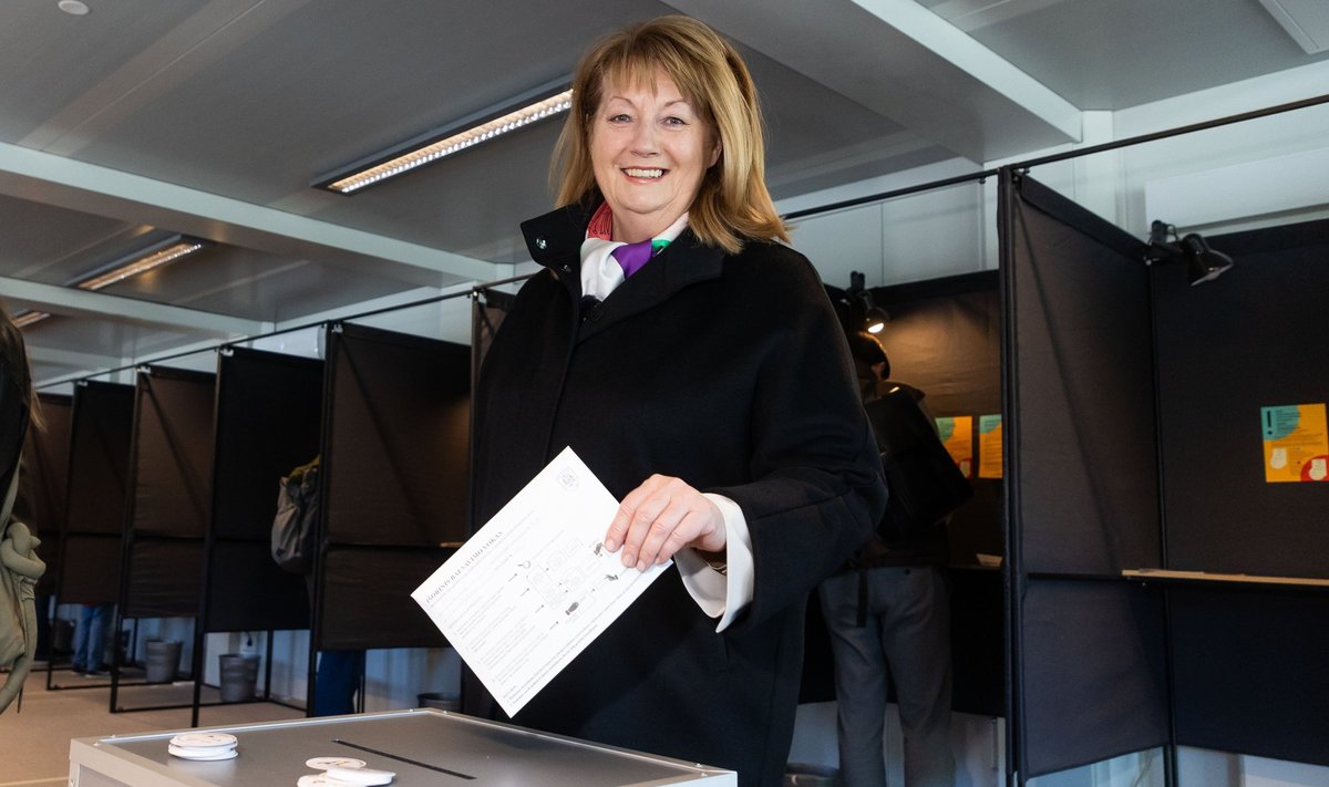 Vilija Blinkevičiūtė iš anksto balsavo Lietuvos Respublikos Prezidento rinkimuose