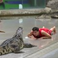 Tailande turistai ir vietiniai atrado krokodilieną