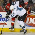 NHL: D. Zubrus išbandė jėgas prieš savo buvusį klubą