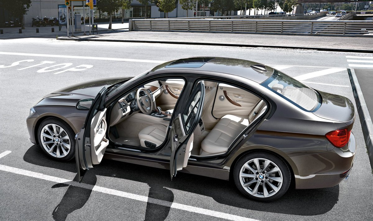 BMW 3-serijos sedanas 