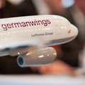 Vokietijos aviakompanijos atsisako dviejų žmonių lėktuvo pilotų kabinoje taisyklės