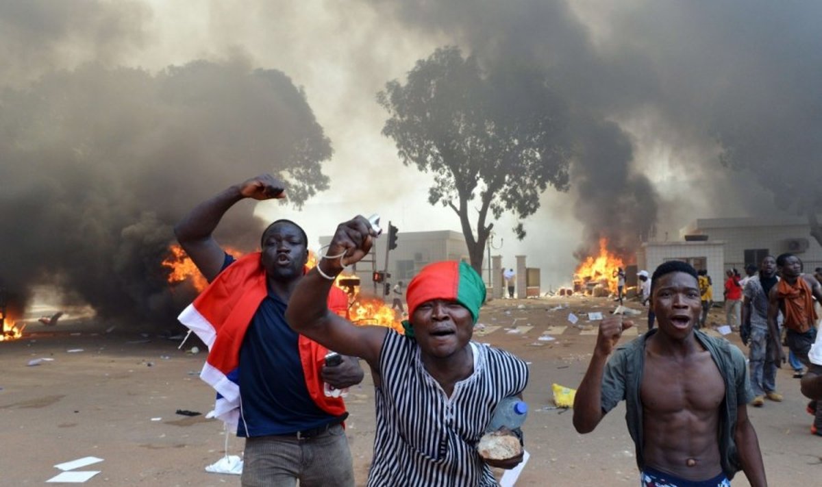 Burkina Faso sostinėje Vagadugu masiniai protestai