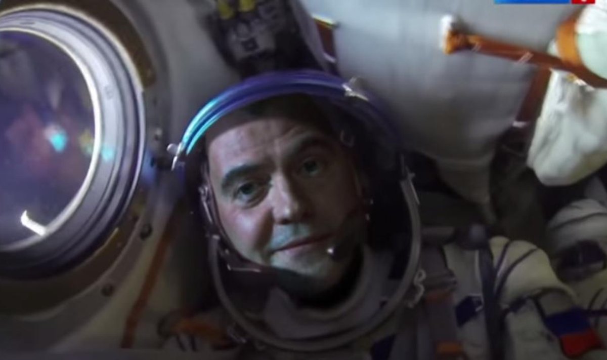 D. Medvedevas kosmose