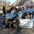 Kretingos centre Šerniukas nesuvaldė dešiniavairio „Audi“: sužaloti 5 žmonės
