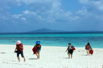 Japonų turistai, aplink Koh Phi Phi salas