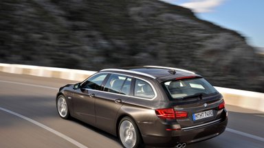 Обновленную "пятерку" BMW представили официально