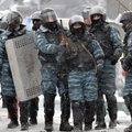 Ukraina: į protestuotojus šaudo snaiperis?