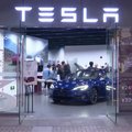 Naujas „Tesla“ modelis Kinijoje parduodamas už mažesnę kainą, negu tikėtasi