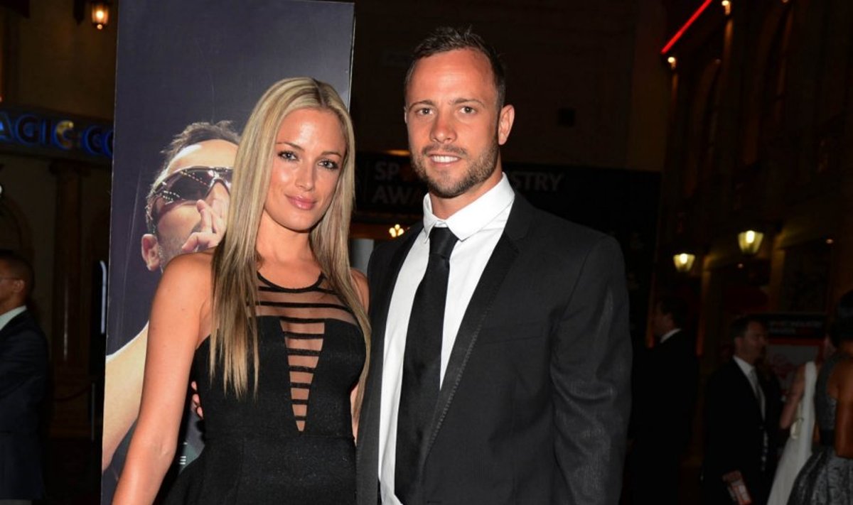 Nužudytoji manekenė Reeva Steenkamp su Oscaru Pistorius