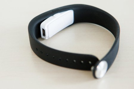 "Sony SmartBand"