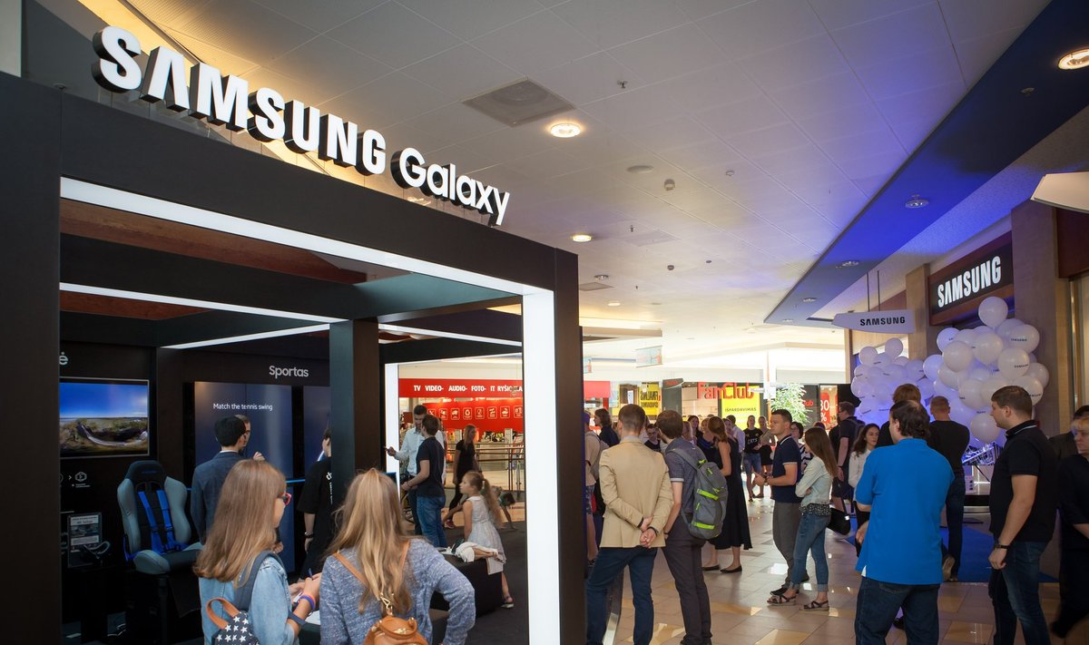 Vilniuje atidaryta nauja Samsung parduotuvė