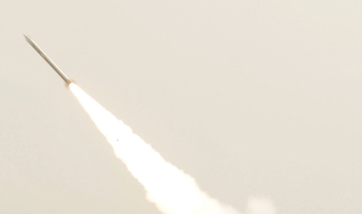 Pakistanas sėkmingai išbandė sparnuotąją raketą