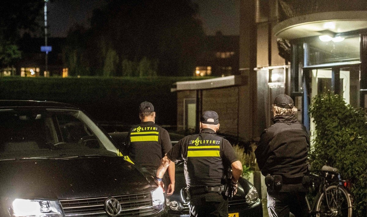 Nyderlandų policija atliko kratas terorizmu įtariamųjų namuose
