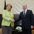 A. Merkel tikisi, kad įgyvendinus Minsko susitarimą bus panaikintos sankcijos Rusijai