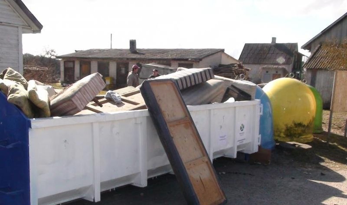 Visą savaitę Kudirkos Naumiesčio ir Gelgaudiškio gyventojai galės nemokamai atsikratyti stambiagabartinių atliekų