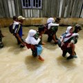 Indonezijoje per žemės drebėjimą žuvo 10 žmonių
