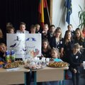 Panevėžio mokyklos mokiniai vaišino mokytojus ir bendraklasius gardžiais patiekalais